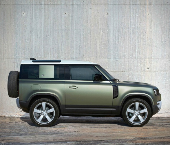 2020-land-rover-defender-18.jpg