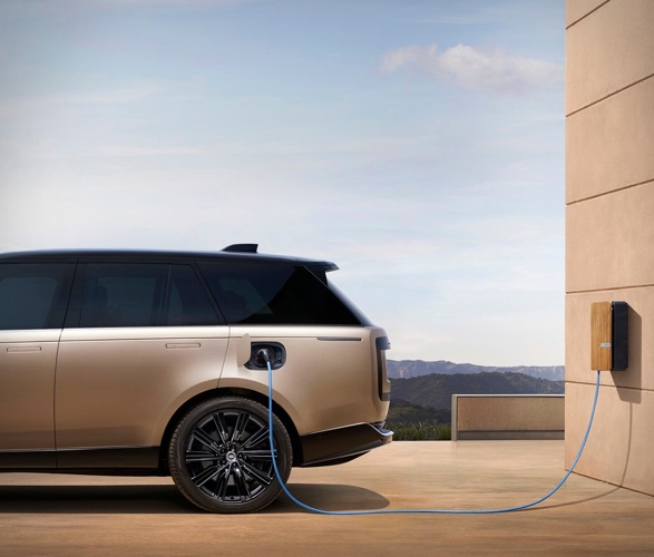 2022-range-rover-13.jpg