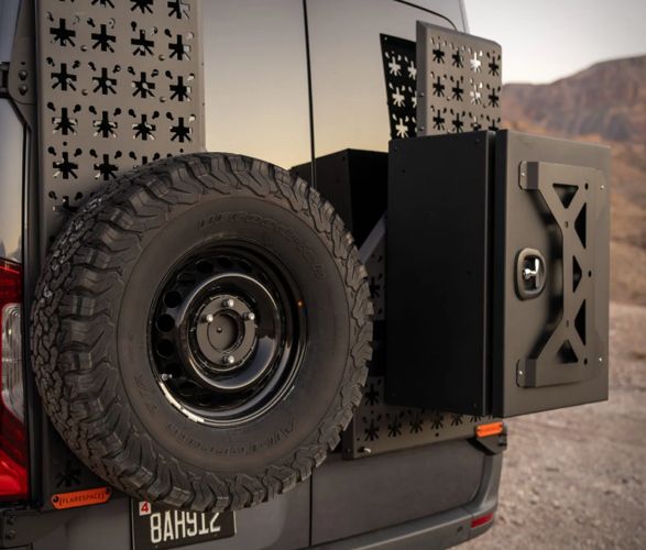 2022-sprinter-4x4-camper-7.jpg | Image