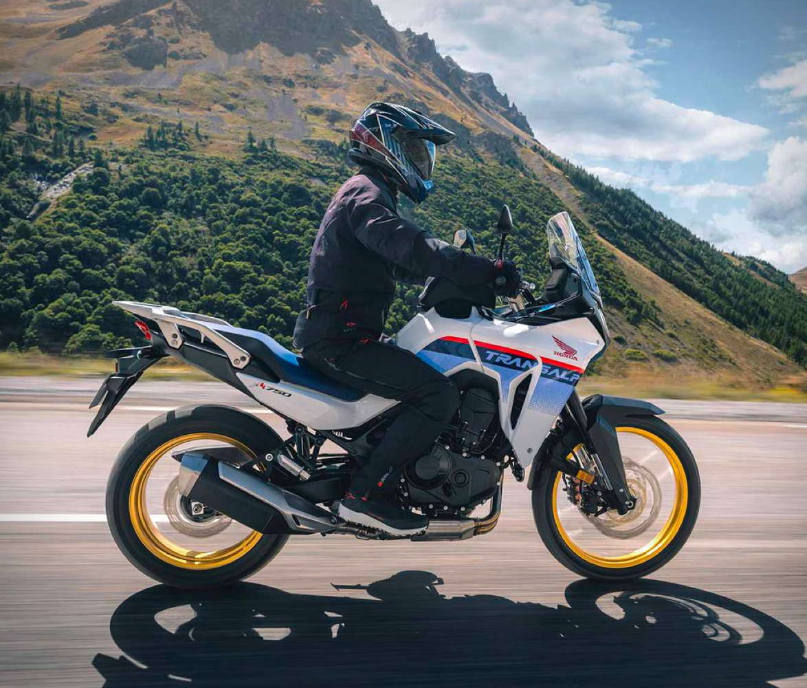 2023-honda-xl750-transalp-6.jpg
