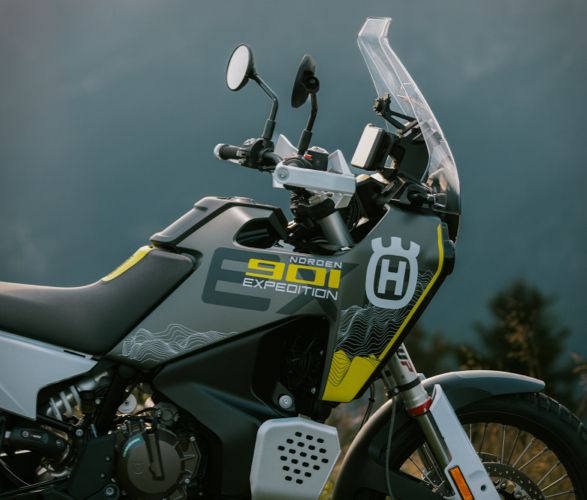 2025-husqvarna-norden-901-expedition-8.jpg