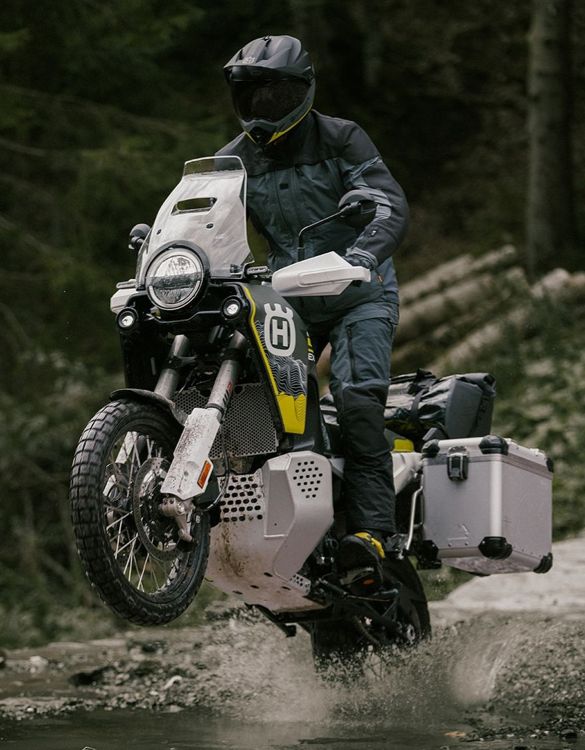 2025-husqvarna-norden-901-expedition-9.jpg