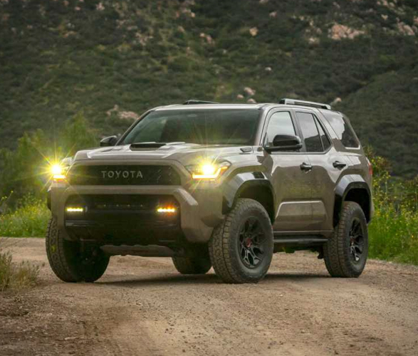 2025-toyota-4runner-3.jpg | Image