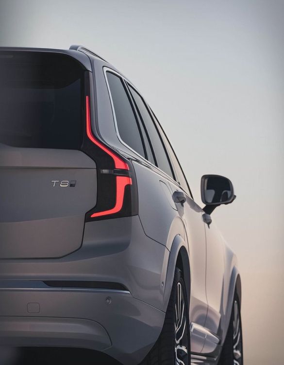 2025-volvo-xc90-12.jpg