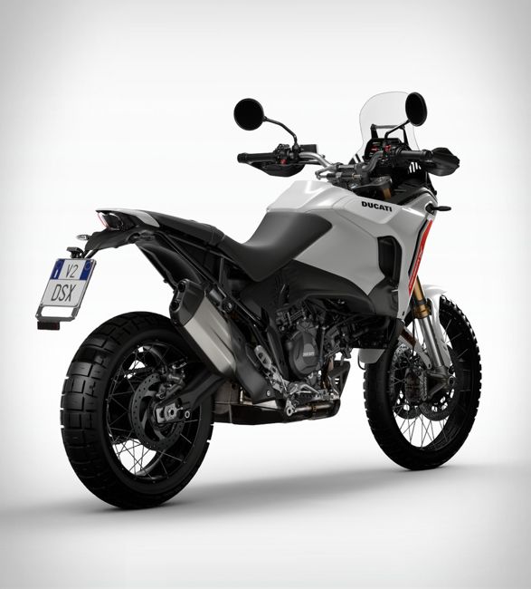 2026-ducati-desert-x-3.jpg | Image