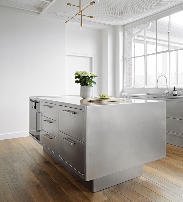 abimis-bespoke-stainless-steel-kitchens-7.jpg