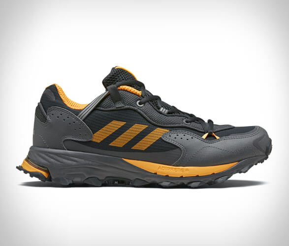 adidas-response-hoverturf-gf6100am-2_(1).jpg | Image