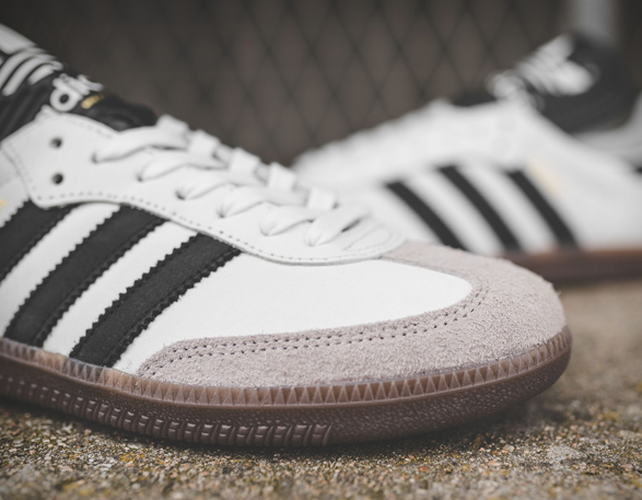 adidas Samba Classic Indoor | WeGotSoccer