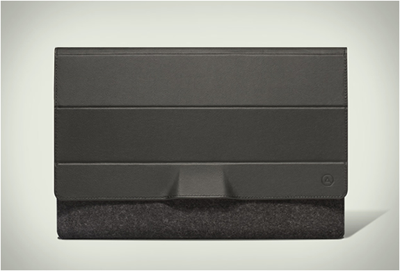 aecraft-peak-macbook-cover-7.jpg