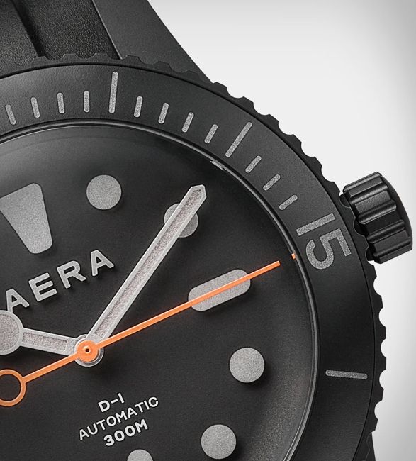 aera-todd-snyder-d-1-diver-2.jpg | Image