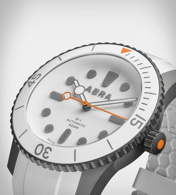 aera-todd-snyder-d-1-diver-6.jpg | Image