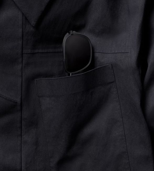 aether-leica-reporter-jacket-monochrom-6_Large.jpeg