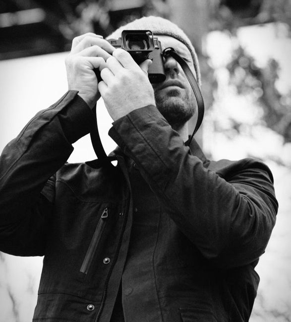 aether-leica-reporter-jacket-monochrom-7.jpg