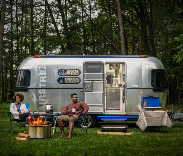 airstream-estream-trailer-6.jpg