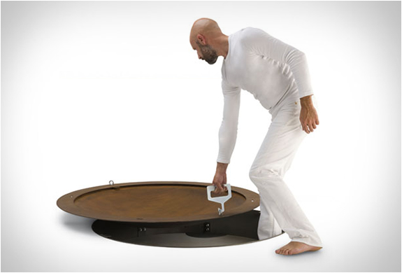 ak47-design-hole-fire-pit-4.jpg | Image
