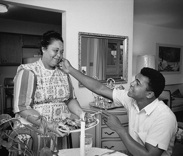 ali-photos-book-3.jpg | Image