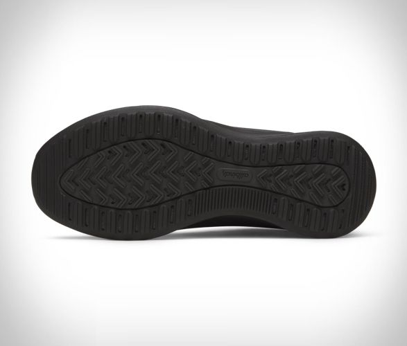 allbirds-runner-chelsea-protect-4.jpg | Image