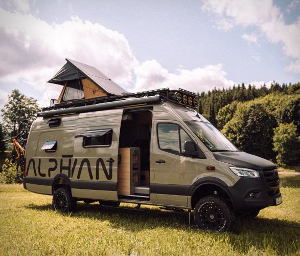alphavan-4x4-offgrid-van-16.jpg