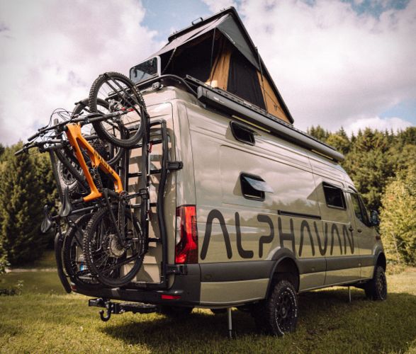 alphavan-4x4-offgrid-van-18.jpg