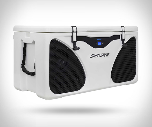 alpine-ice-cooler-entertainment-system-2.jpg | Image