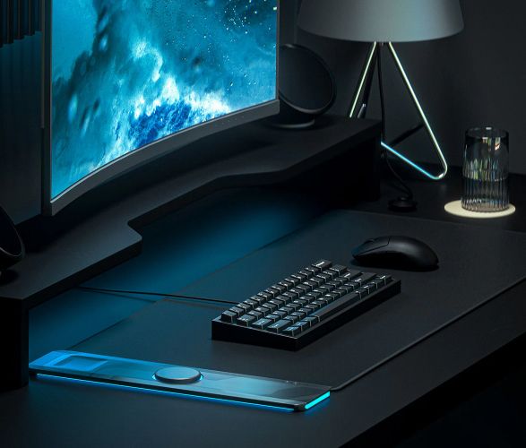 alti-play-performance-desk-mat-3.jpg | Image