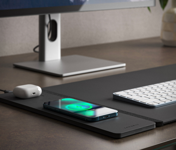 alti-wireless-charging-desk-mat-3.jpg | Image