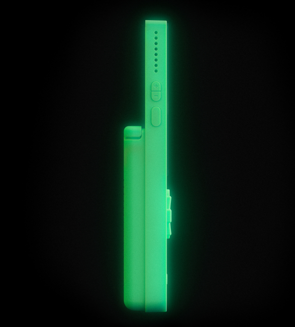 analogue-pocket-glow-console-4.jpeg | Image