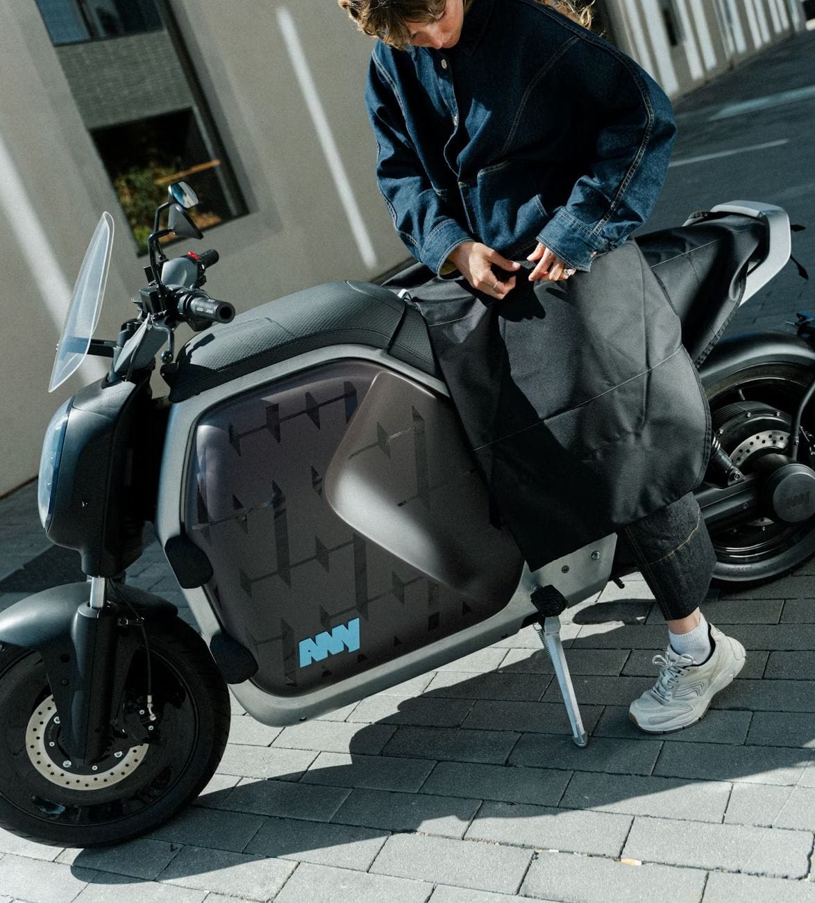 any-luv1-electric-motorcycle-6.jpg | Image
