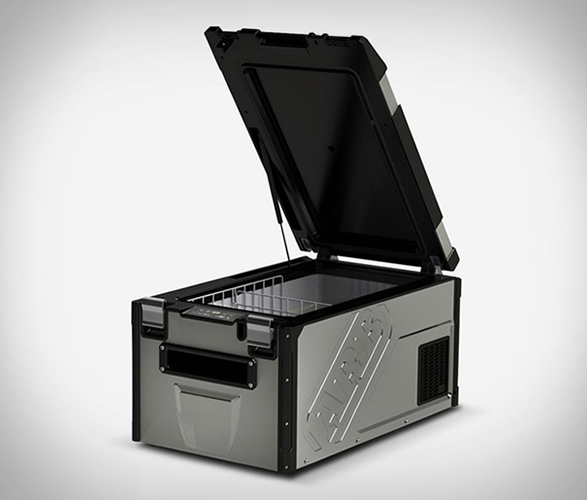 arb-weatherproof-fridge-freezer-4.jpg | Image