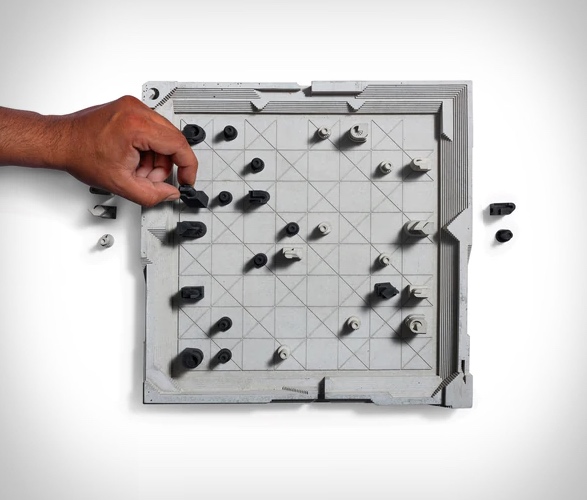arena-concrete-chess-set-2.jpg | Image