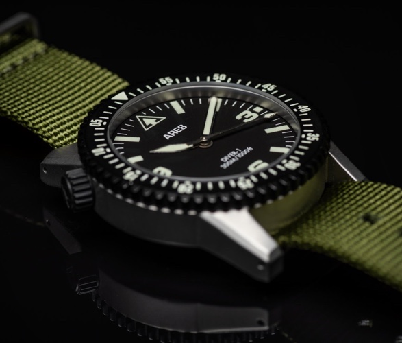 ares-diver-watch-6.jpg