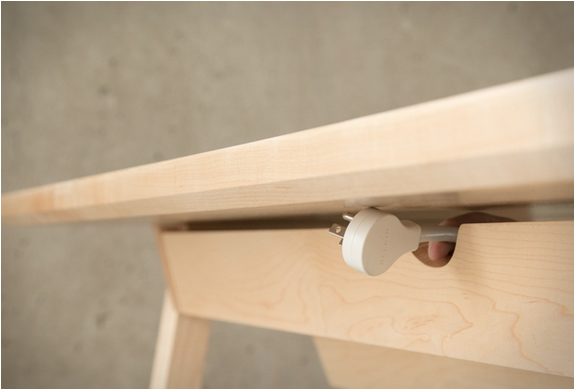 artifox-desk-01-8.jpg
