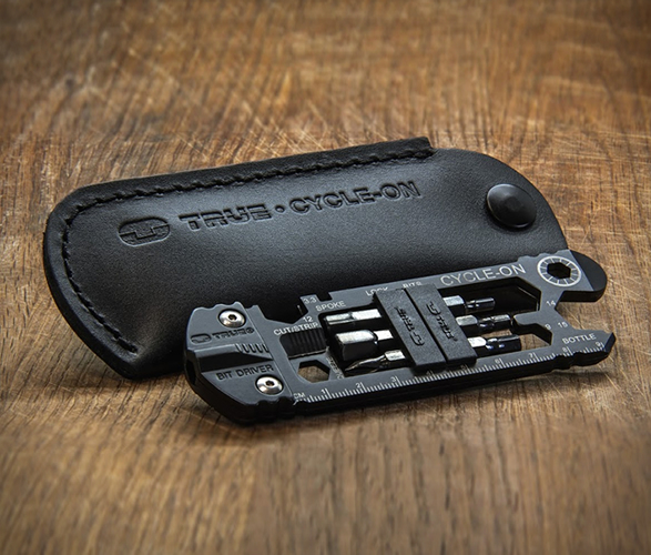 august-2018-bike-commuter-gear-footer.jpg | Image