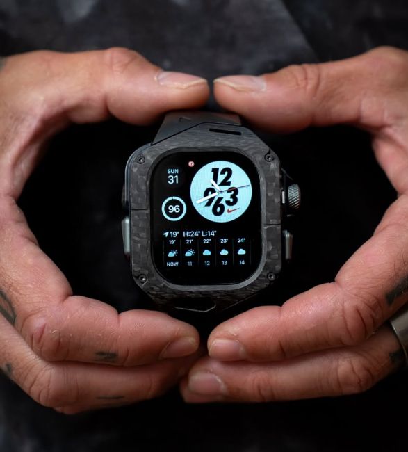 aulumu-a01-apple-watch-carbon-fibre-case-6.jpg | Image