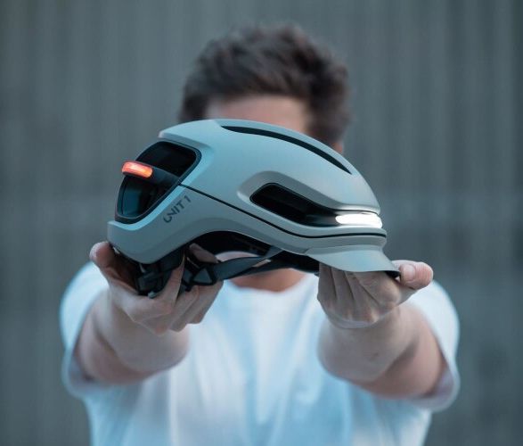 aura-hybrid-smart-helmet-2.jpg | Image