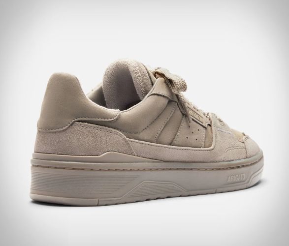 axel-arigato-clay-sneaker-2.jpg | Image