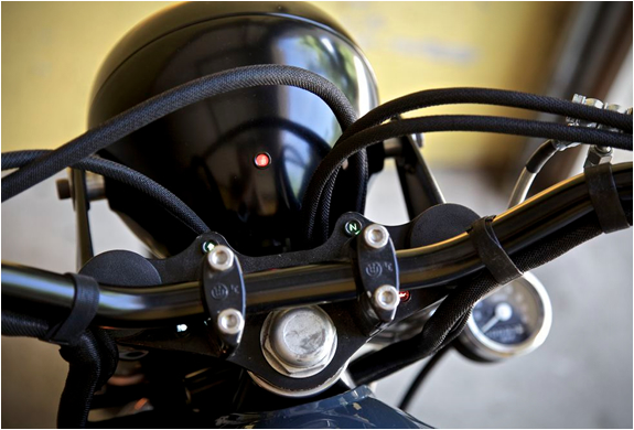 b-1-vdb-moto-3.jpg | Image