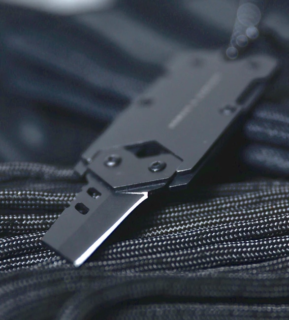 b-2-dog-tag-knife-4.jpg | Image