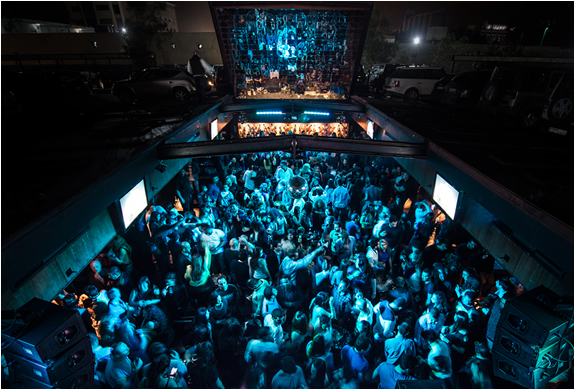 b018-nightclub-beirut-14.jpg