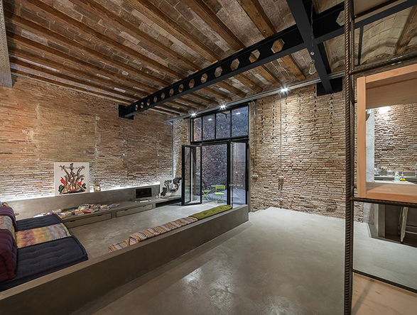 barcelona-industrial-loft-3.jpg | Image