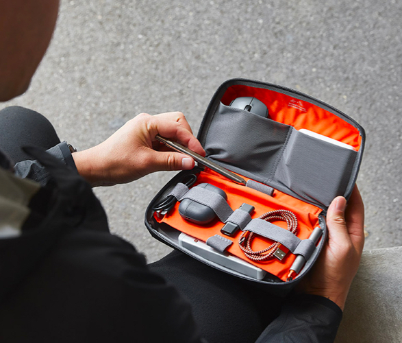 bellroy-tech-kit-7.jpg
