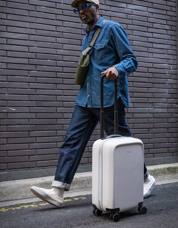 bellroy-transit-carry-on-2.jpg | Image