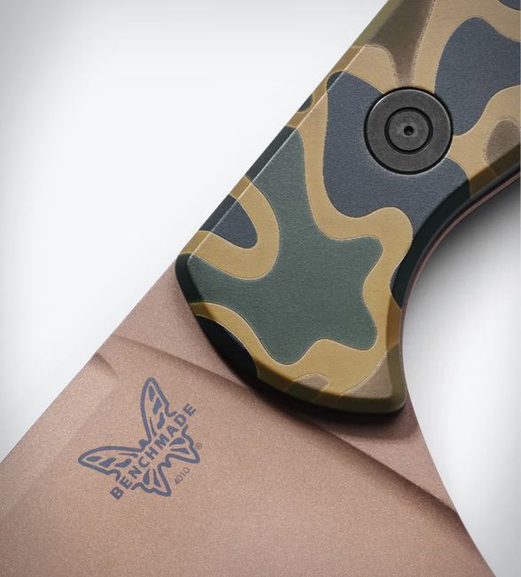 benchmade-camo-station-knife-4.jpg | Image