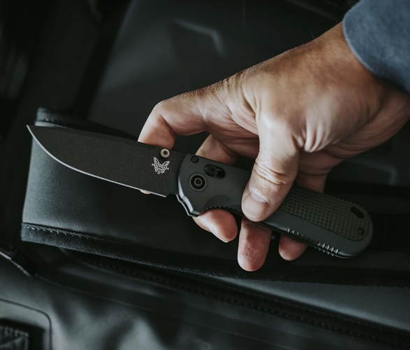benchmade-redoubt-knife-7.jpg