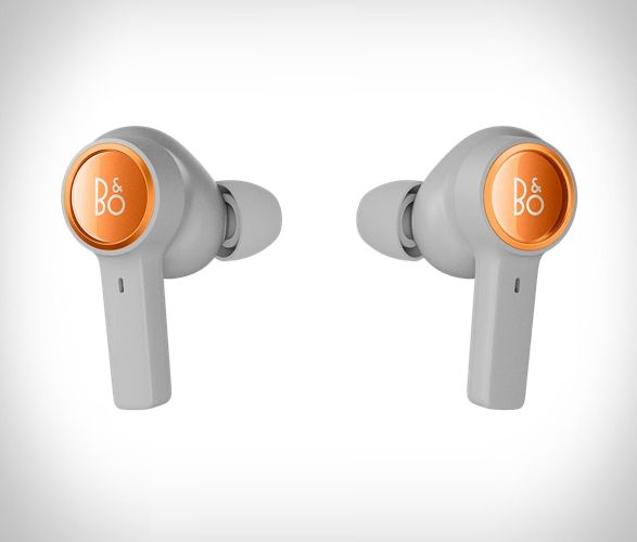 beoplay-eleven-wireless-earbuds-3.jpg | Image