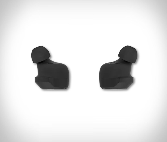 beoplay-eq-earphones-5.jpg | Image