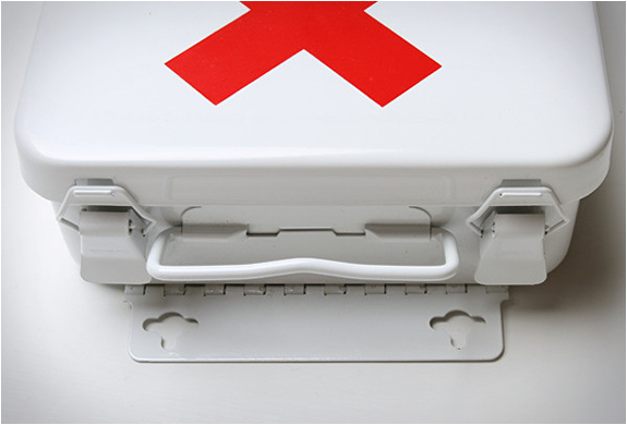 best-made-company-first-aid-kit-6.jpg