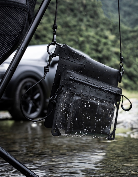 bitplay-aquaseal-waterproof-bag-2.jpg | Image