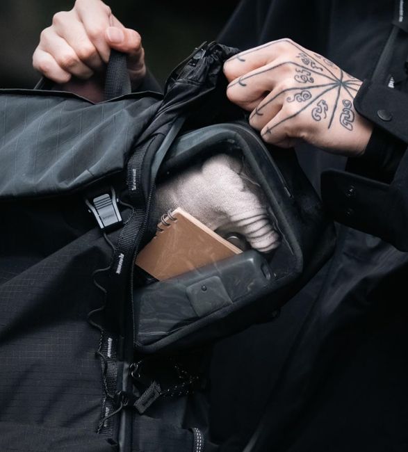 bitplay-aquaseal-waterproof-series-4.jpg | Image