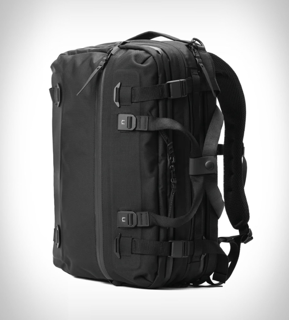 Black Ember Forge 30 Backpack